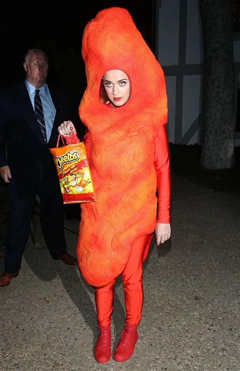 Halloween Wars: 8 Of The Most Ostentatious And Kookiest Celebrity Looks ...