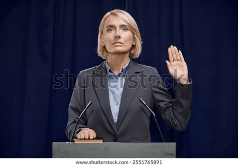 Politician Portrait 的图像结果