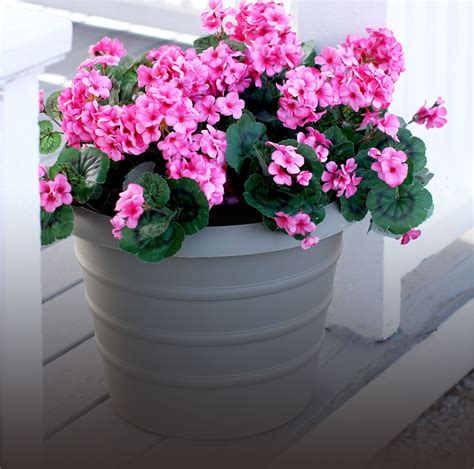 Plant Containers | Planters and Plant Pots | HC Companies