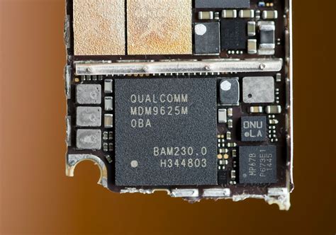 With no easy path to replace Apple revenue, can Qualcomm ever grow ...