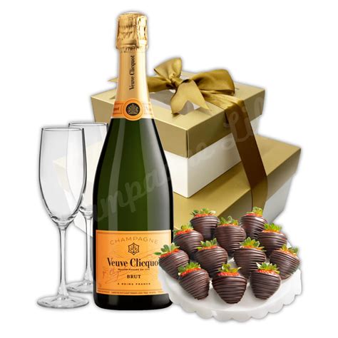 Champagne & Chocolate Covered Strawberries | Champagne Life Gifts