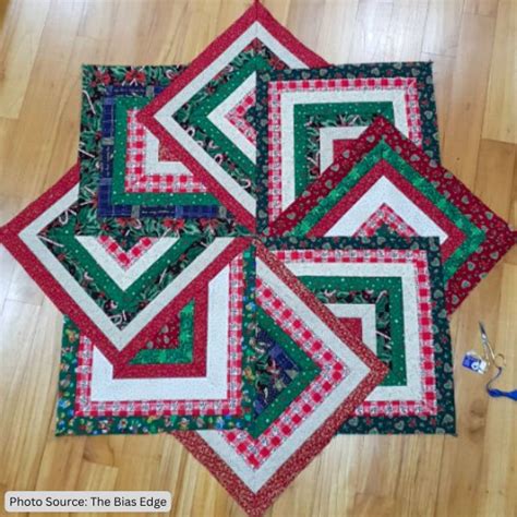 Christmas Table Topper Quilt Pattern 的图像结果