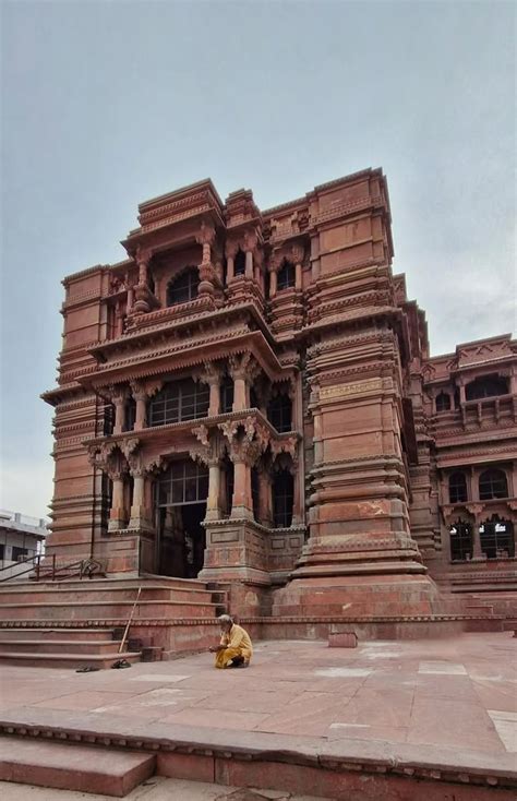 History of the Govind Dev Ji Temple, Vrindavan. - Studio Dharma