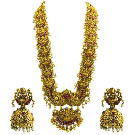 Buy Sattyaki Gold-Plated Goddess Lakshami Temple Jewellery Bridal Set ...
