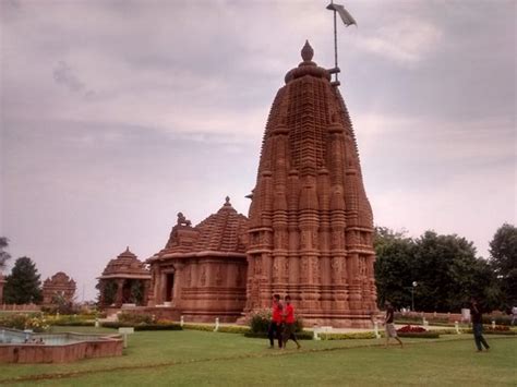Renukoot Pictures - Traveller Photos of Renukoot, Sonbhadra District ...
