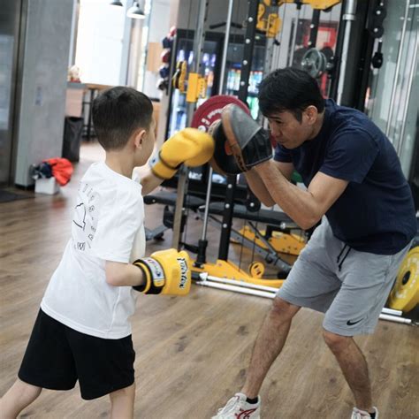 Boxing Kid 的图像结果