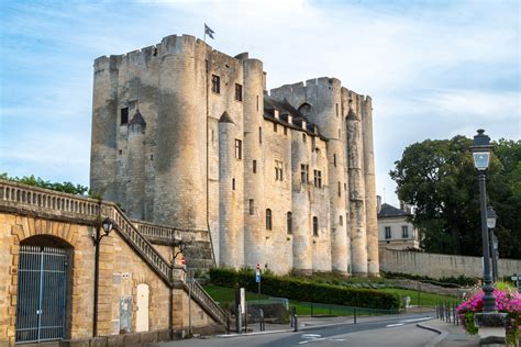 Castle 的图像结果