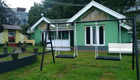 Cottages in Ooty, Call: 9445424242 to book Ooty Cottages