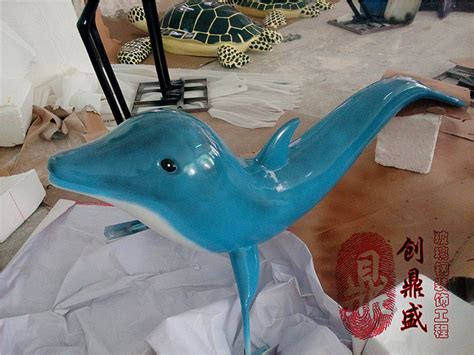 海豚玻璃钢雕塑案例-玻璃钢雕塑-南京先登雕塑有限公司