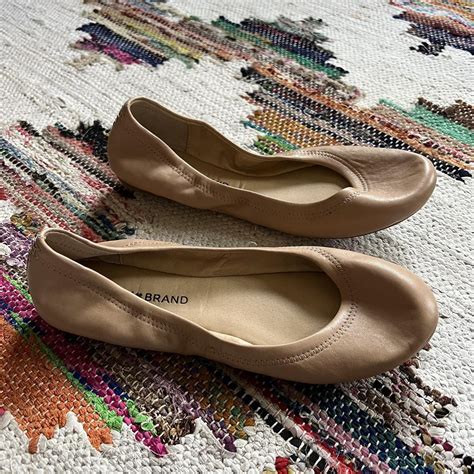 Lucky Brand leather tan ballet flats ! Never worn... - Depop