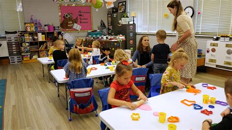 Family Enrichment Center – A Hybrid Homeschool Experience