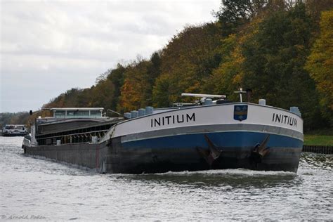 INITIUM, Cargo ship - Details and current position - ENI 02321973, MMSI ...