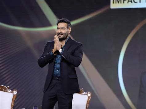 Ajay Devgn pays emotional tribute to late Dharmendra: Lost someone who ...