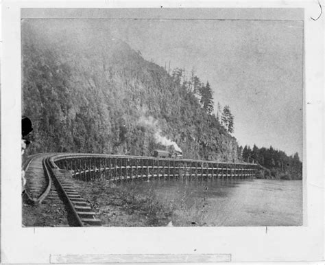 Historic Elk Rock Tunnel and Trestle Facts & History Page