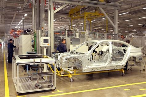 访华晨宝马工厂打造BMW3系运动王者之身【图】_汽车消费网