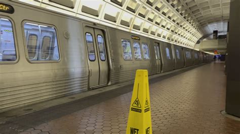 Seen Here! A Kawasaki 7000 Series Departing Federal Center SW w/ a ...