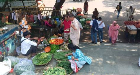 Newsband - Nerul FOB: A bustling hub for local vendors and shoppers