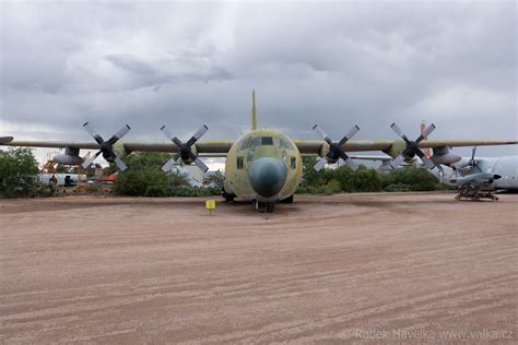 Lockheed C-130A Hercules : Lockheed / Lockheed Martin