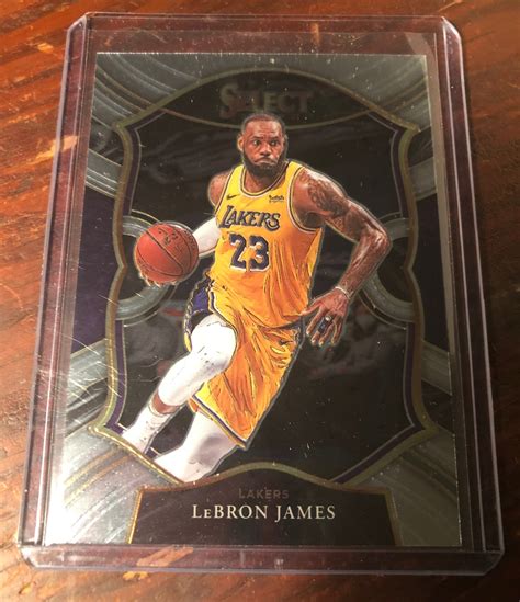Lebron James Basketball Card #4219 | Auctionninja.com
