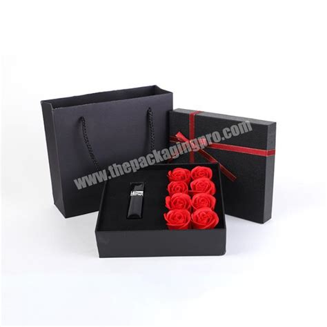 Box Logo 的图像结果