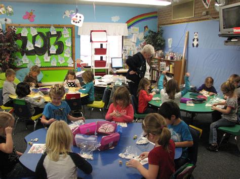 Com Mas Kindergarten 的图像结果