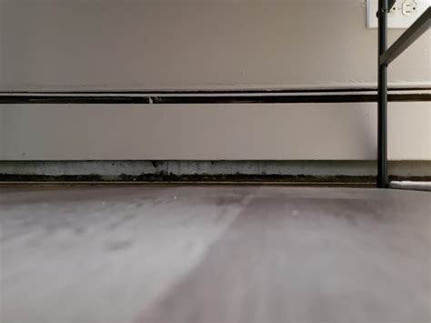 How to Clean Baseboard Heaters 的图像结果