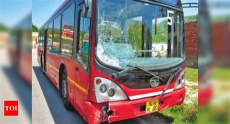 Jaipur bus crushes man on day of his engagement | Jaipur News - Times ...
