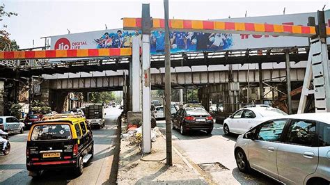 150-year-old Carnac bridge in Mumbai shut for traffic, Railway ready ...
