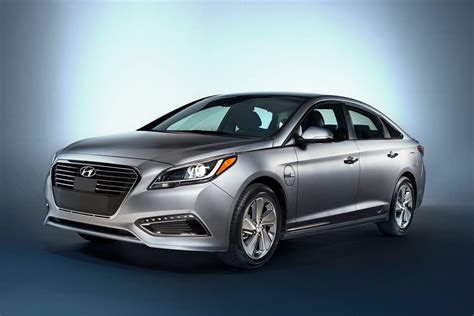 2015 Hyundai Sonata Plug-in Hybrid Electric Vehicle (PHEV) - InspirationSeek.com