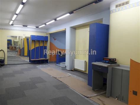 Վարձով տրվում է կոմերցիոն տարածք Գյ