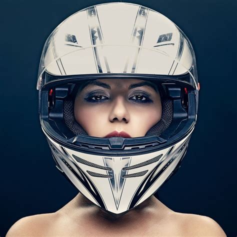 正品复古摩托车MOTO3经典头盔 重机机车安全帽户外骑行头盔-阿里巴巴