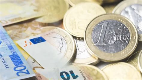 El salario medio español es 480 euros inferior al de la UE a pesar de ...