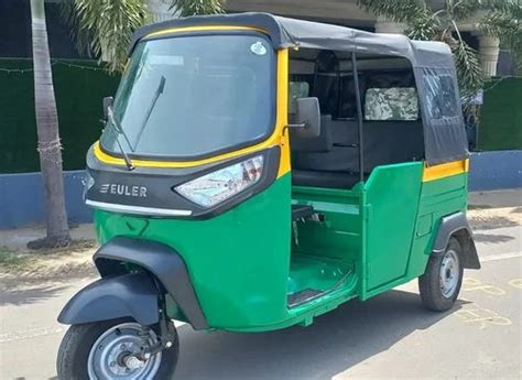 Passenger E Rickshaw - E Rickshaw Battery Retail Trader from Chennai