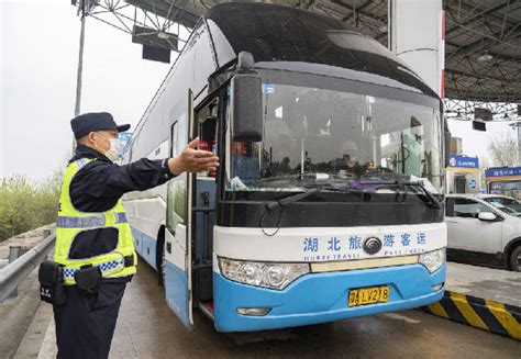 武汉铁路局将为360万名务工人员送票上门_24小时本网独家_新闻中心_长江网_cjn.cn