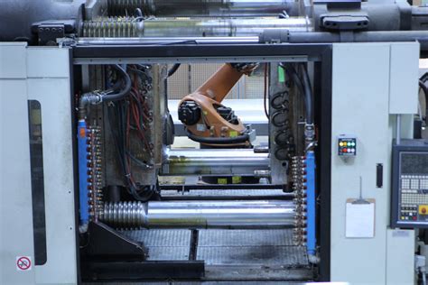 Injection Molding Technology 的图像结果