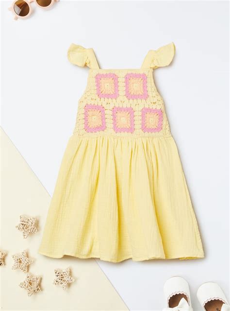 Buy Girls Knit Dress Online at just Rs. 799.0 - 1000015330453 | Max Fashion