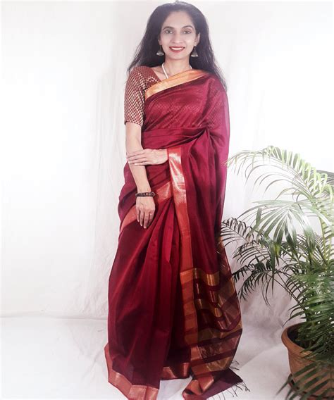 Dark magenta handwoven silk maheshwari saree – GoSwadeshi