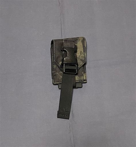 EGL FLAG POUCH | BLACKSEA DISTRIBUTOR