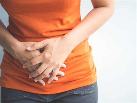 Gas pain : गैस का दर्द क्या है? जानें इसके कारण, लक्षण और उपाय - हैलो ...