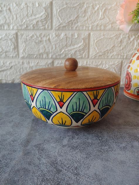 A gardener flower Designer airtight Ceramic Serving Bowls with lid, 60 ...