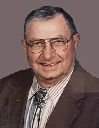 Robert "Bob" Moore Obituary (2025) - Chariton, IA - Pierschbacher ...