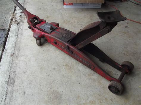 vintage blackhawk 1940s floor jack S4 4 ton nice condition pick up is ...