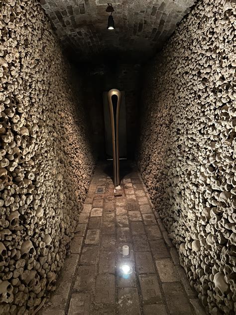 tomb 的图像结果