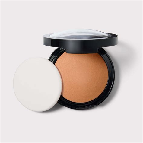 5 Best Light Coverage Foundations for Mature Skin (Rated by Users ...