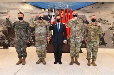 22名飞往韩国的美国士兵被查出感染新冠 美军：对大众健康没有直接威胁