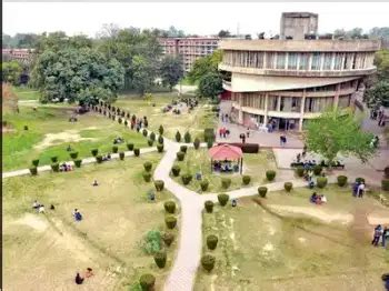 Top Govt LLM Colleges in India 2026 : Ranking, Fees, Placement 2026