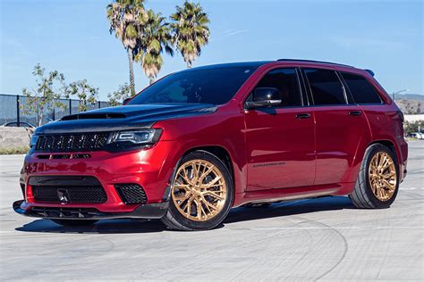 Jeep Grand Cherokee Trackhawk: Review, Pricing, Photos, and Specs