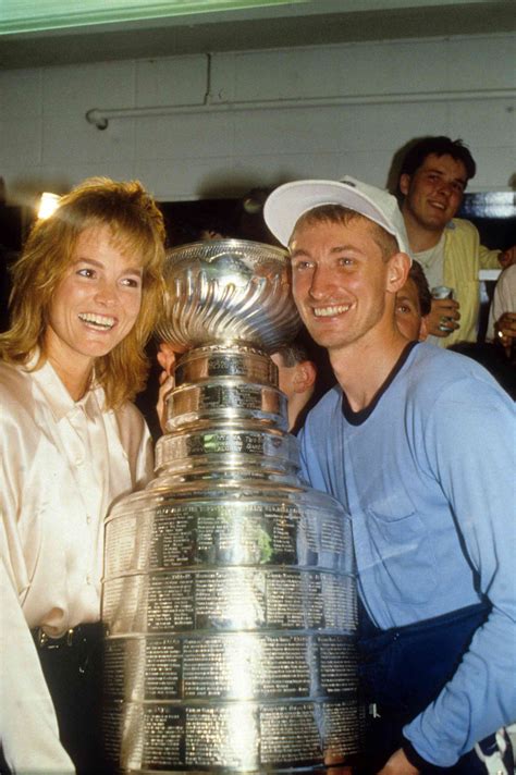 Wayne Gretzky Vrouw 441 Wayne Gretzky Janet Jones Foto's En