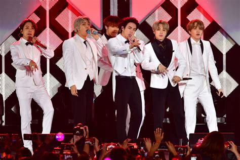 Here's Why BTS Fans Are Flooding Twitter With Tiny 7s - Entertainment