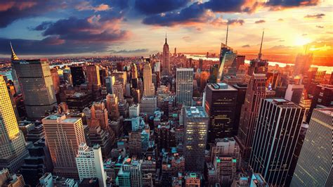 ニューヨーク 夜の摩天楼の上に浮かぶ月 アメリカの風景 | Beautiful Photo.net | 世界の絶景 美しい景色